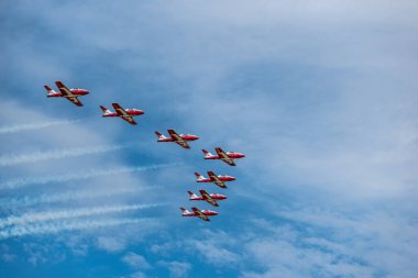 Moose Jaw, Saskatchewan, Kanada - 7 Temmuz 2019: Kanada Kraliyet Hava Kuvvetleri Kar Kuşları Saskatchewan Hava Gösterisi
