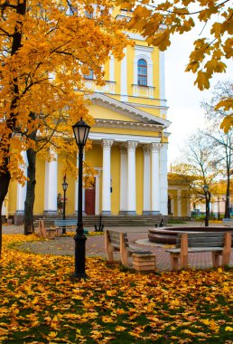 eski Park sonbahar sabahı. Kronstadt, Rusya Federasyonu