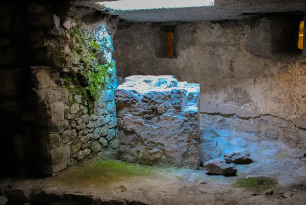 Каменный подвал замка . — стоковое фото