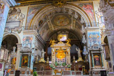 cennet iç altar of st. mary Bazilikası