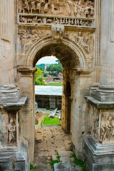 Ruinas en el Foro de Roma, Italia —  Fotos de Stock