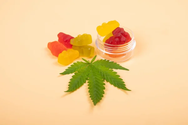 Variedad Cannabis Thc Caramelos Gelatina Hoja Verde Drogas Recreativas — Foto de Stock