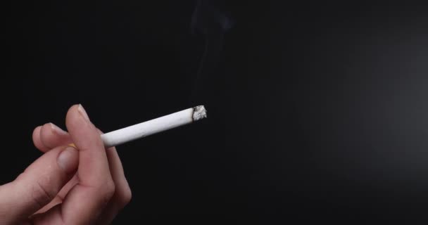 Humo Cigarrillo Humeante Mano Concepto Adicción Nicotina Imágenes Alta Calidad — Vídeos de Stock