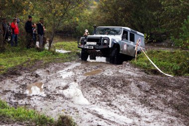 su engelleri aşmak suv.