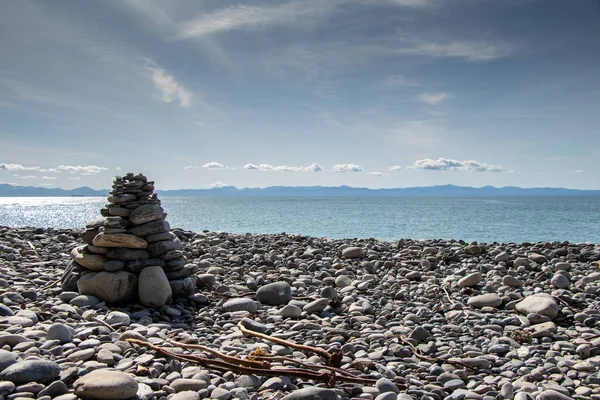 Камни Уложенные Пляже Сомбрио Бич Порт Ренфрю Британская Колумбия Канада — стоковое фото