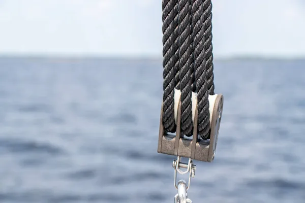 ボートのローププーリーシステム — ストック写真
