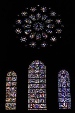 vitray bir katedral içinde