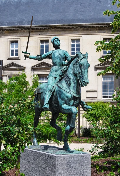 Estátua de Jeanne d 'Arc, Reims — Fotografia de Stock