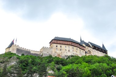 Karlstejn yeşil tepe, Prag Kalesi