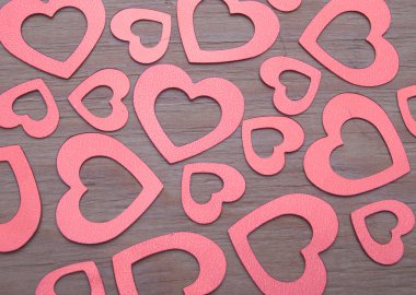 Çok ışıltılı Kalpler