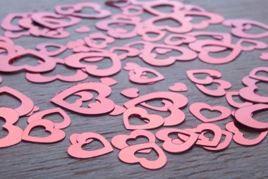 Çok ışıltılı Kalpler