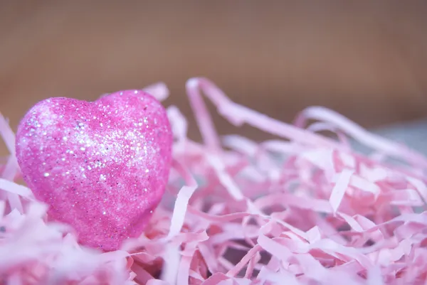 Corazón en cesta — Foto de Stock