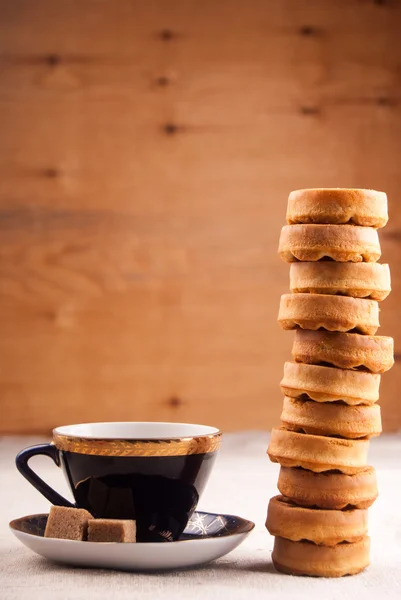 Muffins in vaas — Stockfoto