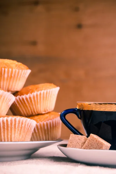Muffins em vaso — Fotografia de Stock