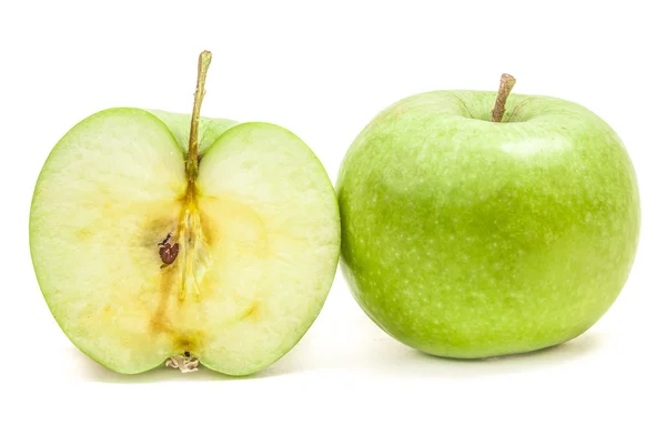 Grönt äpple — Stockfoto