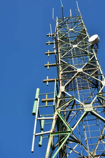 Estructura Artificial Diseñada Para Soportar Antenas Para Trabajos Radiodifusión Telecomunicaciones —  Fotos de Stock
