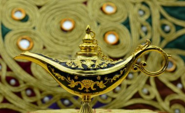 Cin lambası, eski gaz lambası