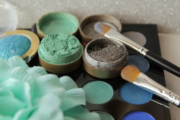 ışıltı göz farı