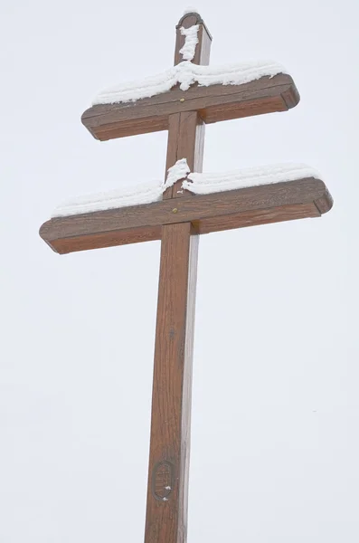 Double croix hongroise avec neige — Photo