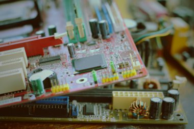 birçok anakart bilgisayar eski