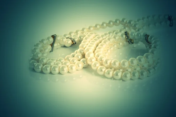 Pearl necklace — Stock Photo, Image