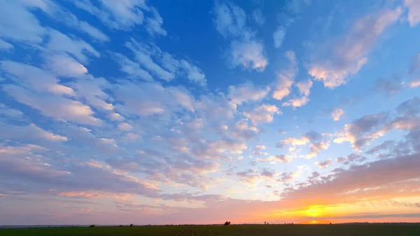 Pôr Sol Céu Foto Fundo Foto Durante Céu Por Sol — Fotografia de Stock