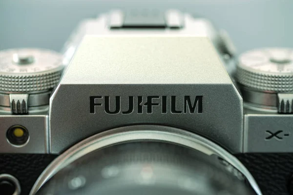 Minsk Vitryssland Oktober 2021 Fujifilm Kit Xf16 80Mm Silver Kamerahus — Stockfoto