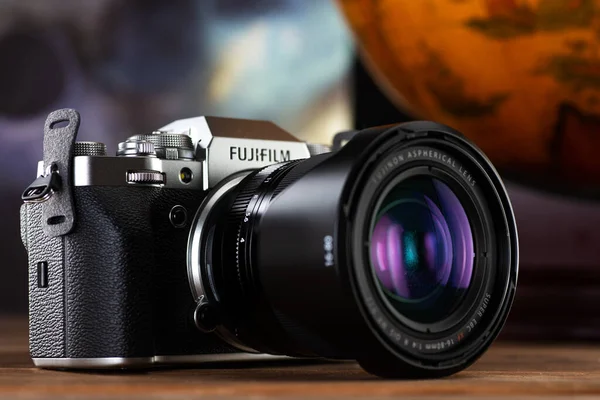 Minsk Belarus Oktober 2021 Fujifilm Kit Xf16 80Mm Silver Kamerakropp — Stockfoto