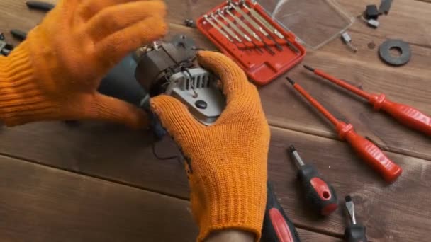 Power Tool Repair Details Electrical Appliances Repair Tools Wooden Table — Stockvideo