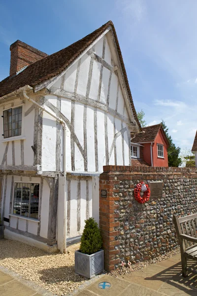 Εξοχικές κατοικίες μεσαιωνική εξοχικό σπίτι στο lavenham, suffolk — Φωτογραφία Αρχείου