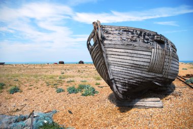 terk edilmiş balıkçı trol dungeness plajda, kent.