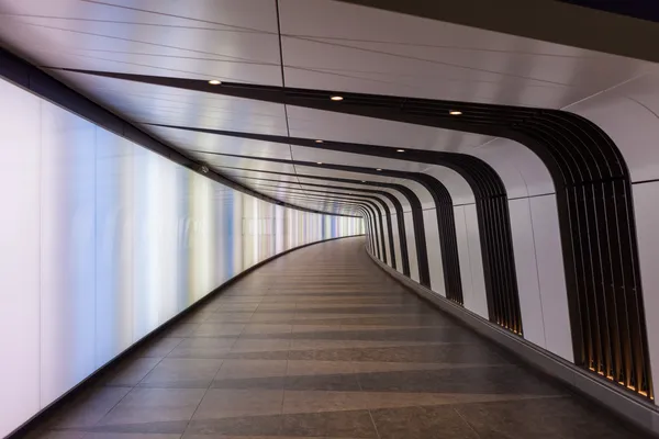 Pedestrian tunnel with integrated lightwall opens at Kings Cross — Stock Photo, Image