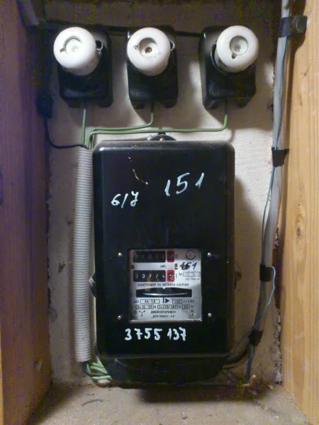 Licznik elektryczny, electro, czarny, biały, bezpiecznik — Zdjęcie stockowe