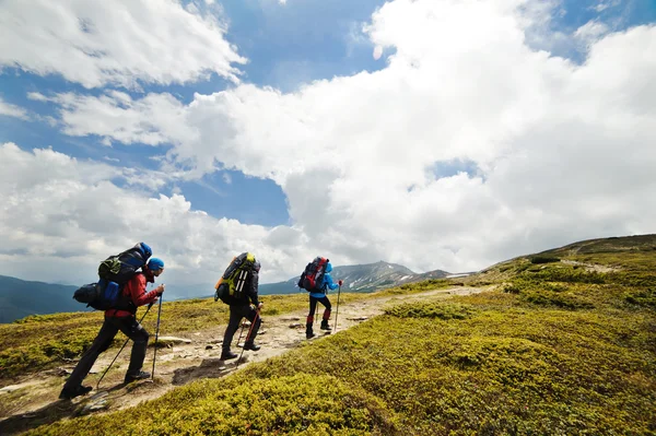 Wandern in den Bergen — Stockfoto