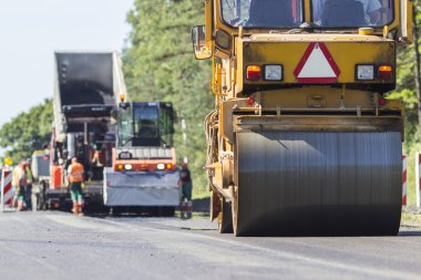 Otoban tamir ve inşaatı