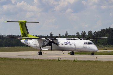 may 30,-2013, riga Uluslararası Havalimanı, rix, air baltic, de havilland Kanada dhc-8-402q dash 8