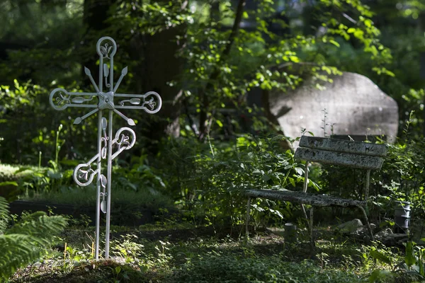 Кладбище — стоковое фото