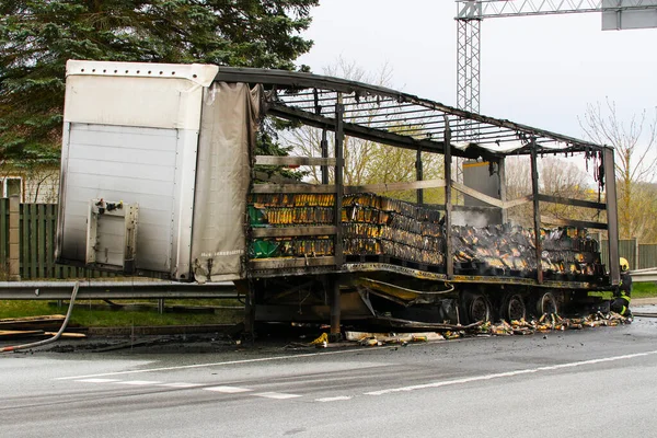 Fire Truck Trailer Accident — Stock Photo, Image