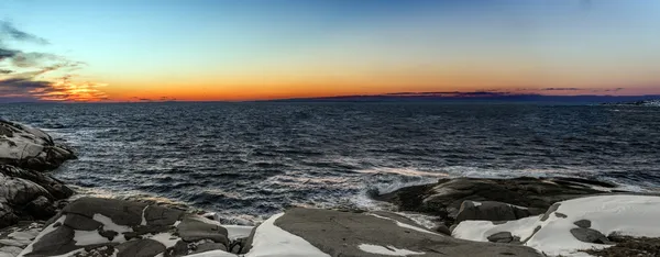 Panorama av kustnära scen på peggys cove — Stockfoto