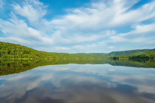 Warren lake — Stock Photo, Image