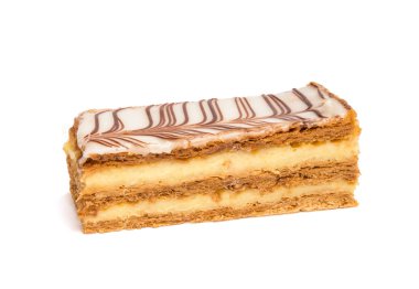 beyaz zemin üzerine pasta