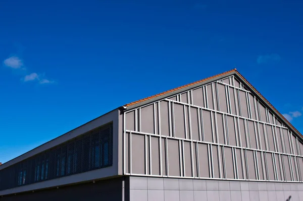 Внешний Вид Современного Здания Спортзала Гимназии Уникальная Структура Стали — стоковое фото