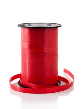 Kırmızı kurdele rulosu