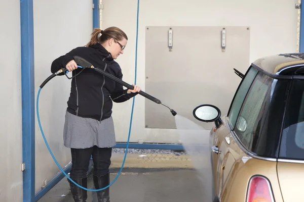 Washing the car — Stock Photo, Image