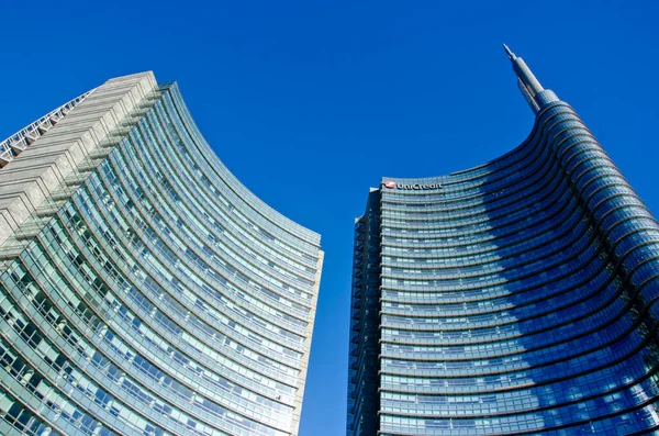 Mimari Yeni Mimari Biçimler Çizgiler Yeni Binalar Milano Nun Göbeğindeki — Stok fotoğraf