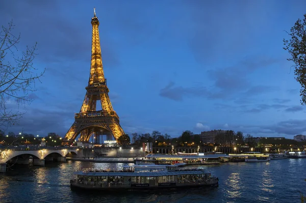 Франция 2022 Эйфелева Башня Металлическая Башня Построенная 1889 Году Всемирной — стоковое фото