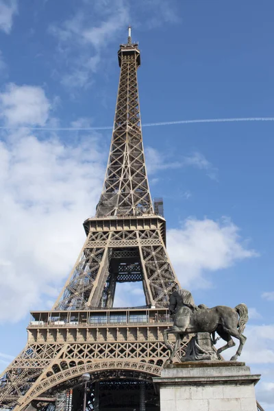 Paris França 2022 Vista Torre Eiffel Torre Metal Concluída 1889 — Fotografia de Stock