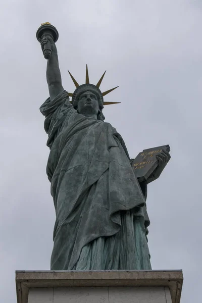 Parijs Frankrijk Europa Blik Replica Van Het Vrijheidsbeeld Van Frederic — Stockfoto