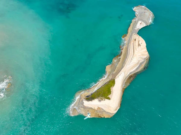 Aerial View Cliff Overlooking Sea Apotripiti Beach Mermaid Rock Promontory — Fotografia de Stock