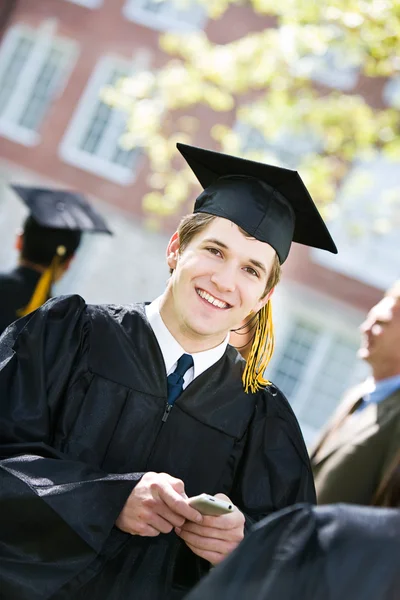 Graduazione: Teen Maschio Testi Amici — Foto Stock